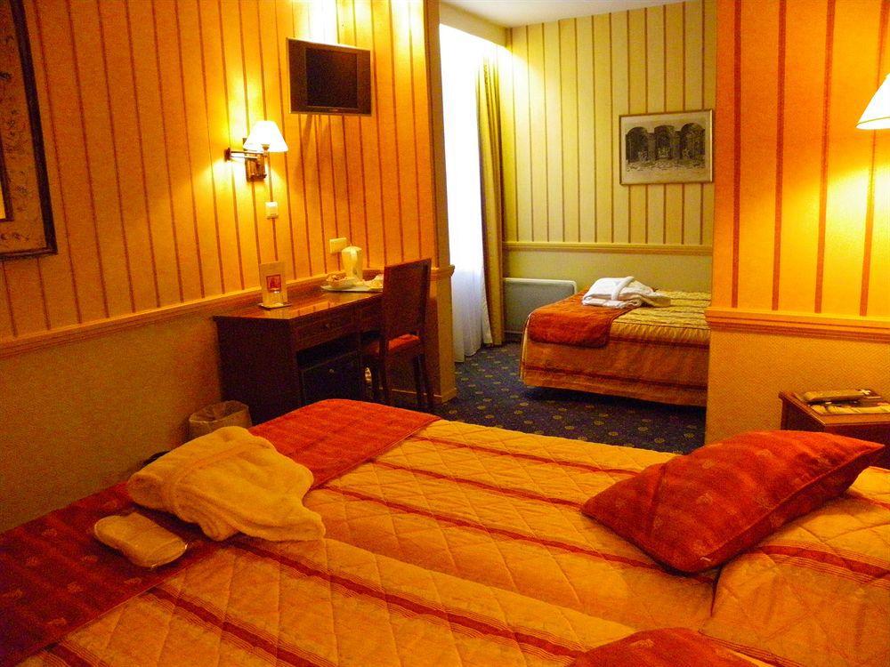 Hotel Poussin Paris Eksteriør bilde