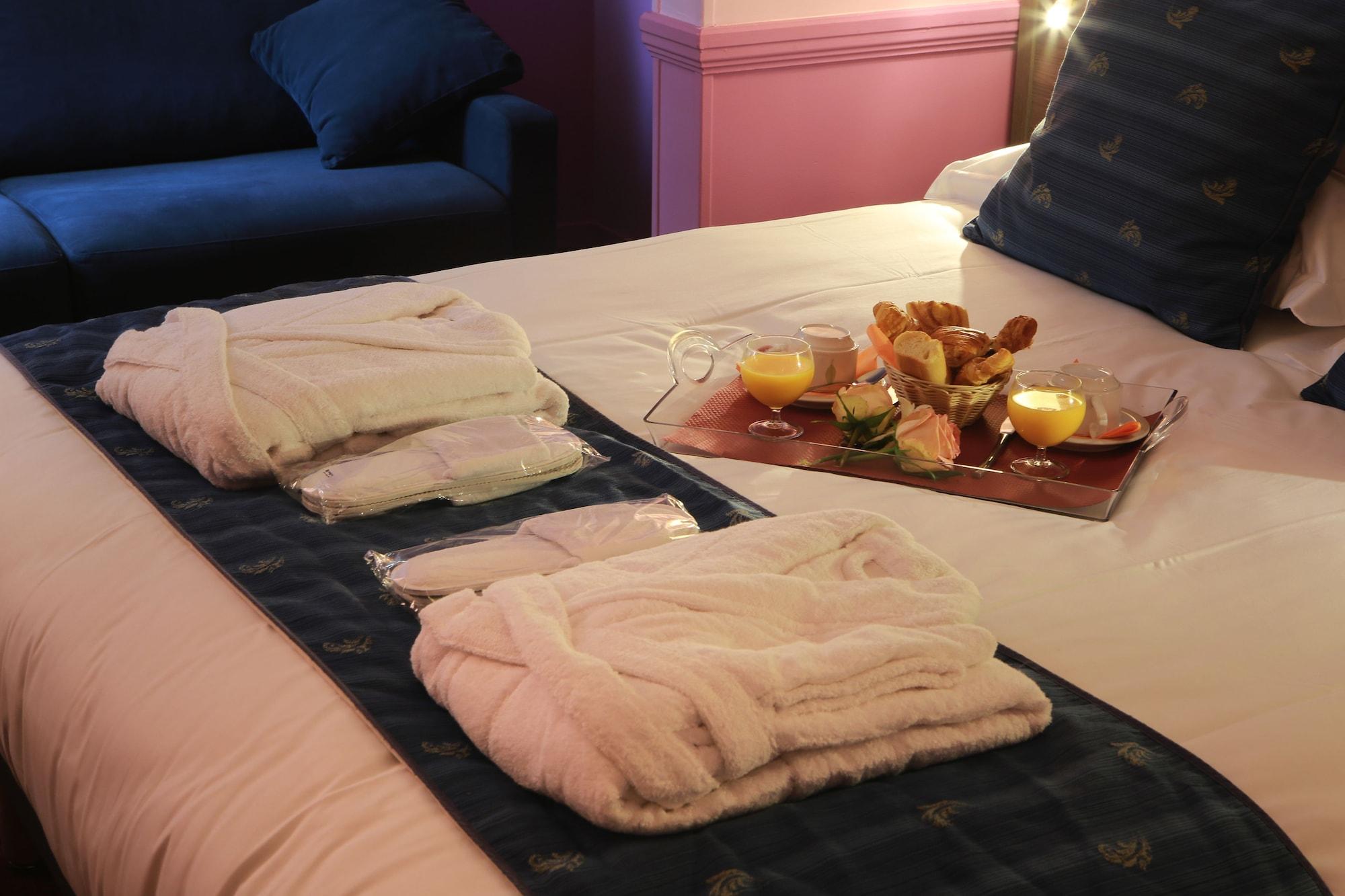 Hotel Poussin Paris Eksteriør bilde
