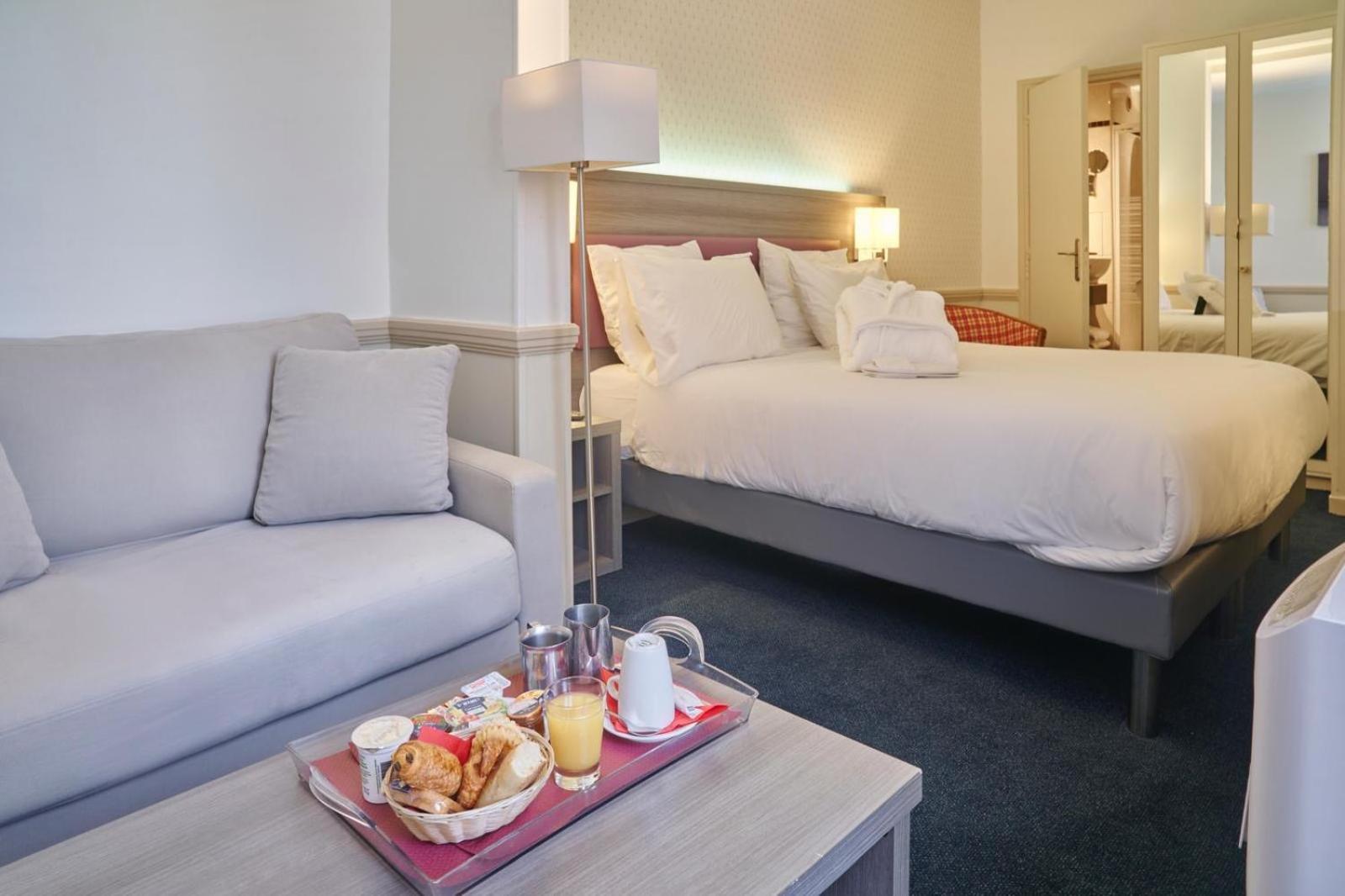 Hotel Poussin Paris Eksteriør bilde