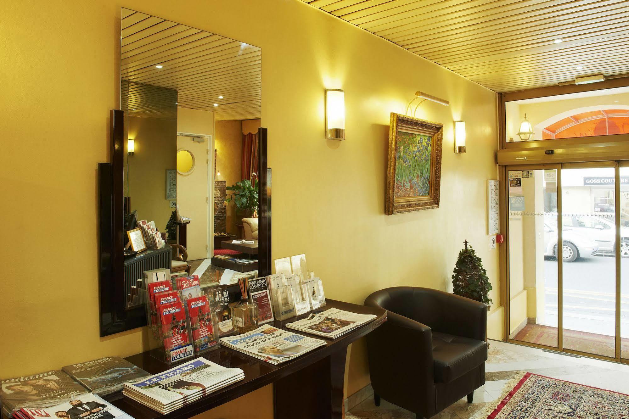 Hotel Poussin Paris Eksteriør bilde