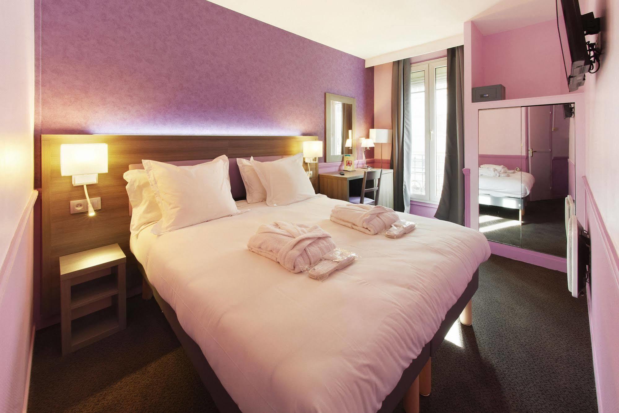 Hotel Poussin Paris Eksteriør bilde